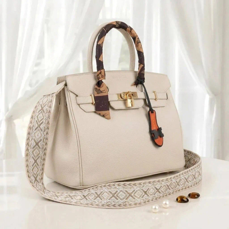 کیف زنانه هرمس چرم مصنوعی بند بلند ابعاد 30 در 25 سانتیمتر