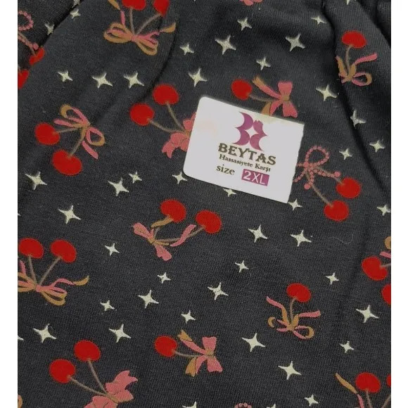 ست تیشرت و شلوار نخی طرح آلبالو برند Beytas سایزبندی XL,2XL,3XL راحتی روزمره